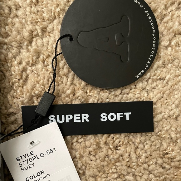 Articles of Society Grey Skinny Super Soft Jeans - Picture 5 of 6